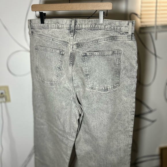 Universal Thread Vintage Straight Light Gray Womens Jeans Size 18, Like New - Picture 5 of 5
